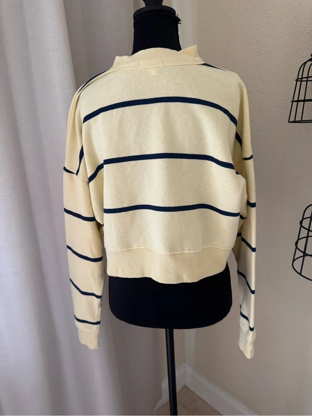 BP. Cream Navy Stripe Half Button Cropped Sweatshirt Pullover Size S - Picture 6 of 11
